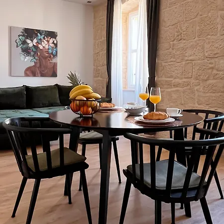 Luxury White House Sinj