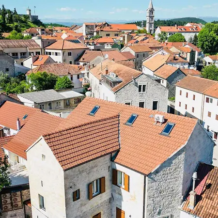 Apartman Luxury White House Sinj